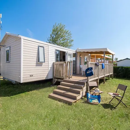 Camping Les Carolins Saint-Lo-d'Ourville Exterior photo