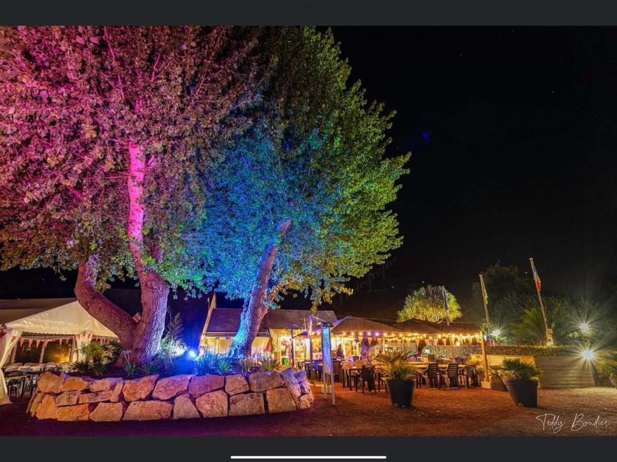 Campsite Les Carolins 3*